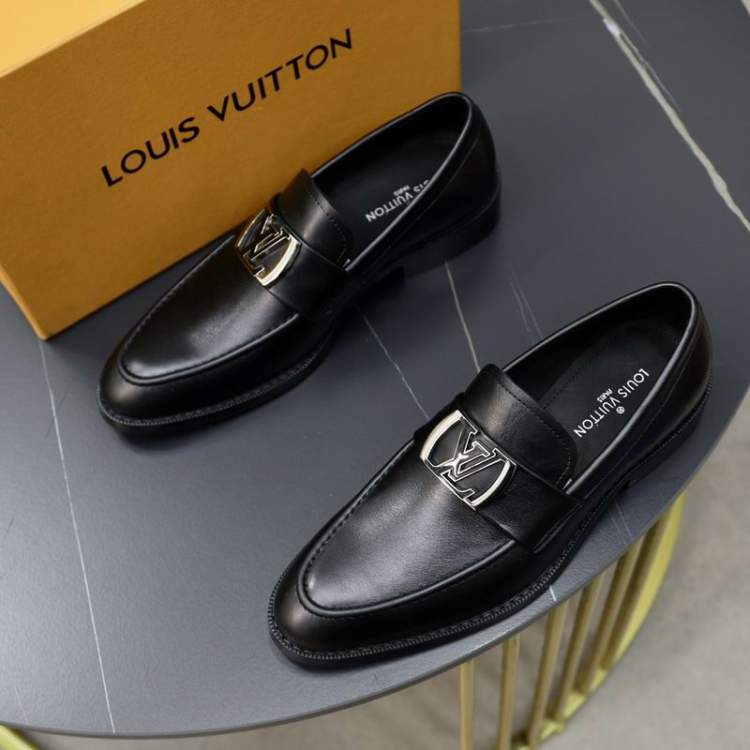 Picture of Louis Vuitton Shoes _SKULVsz38-45mnf060614357